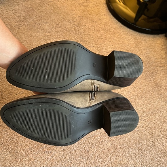 Cowboy boots - Picture 5 of 6